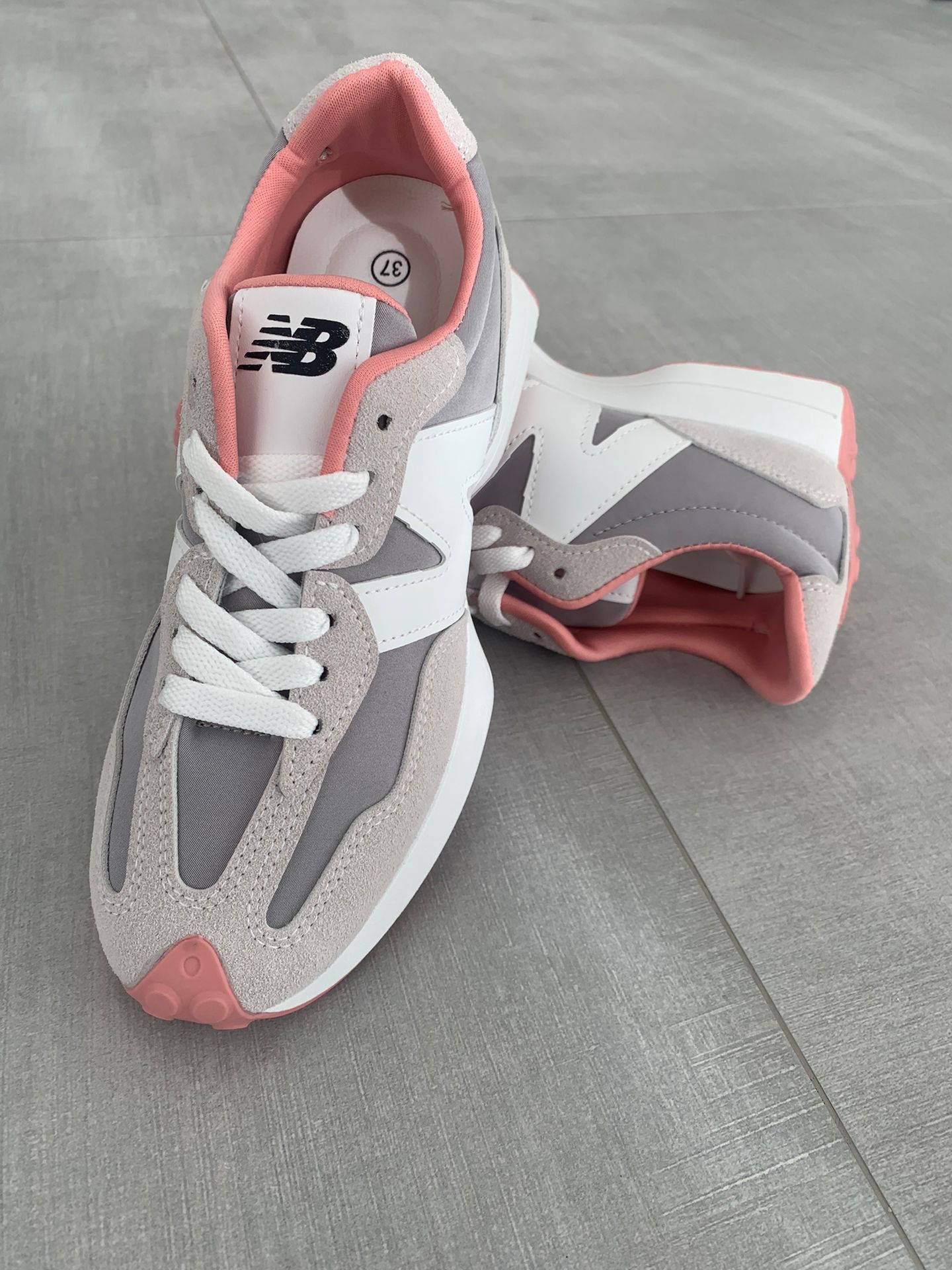 New Balance 327 "Baja calidad"