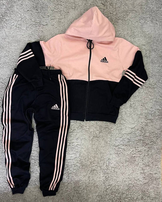 Chándal Mujer Adidas (nuevo) "Baja calidad"