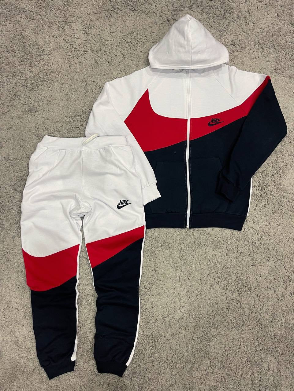 Chándal Nike “Nuevo” "Baja calidad"