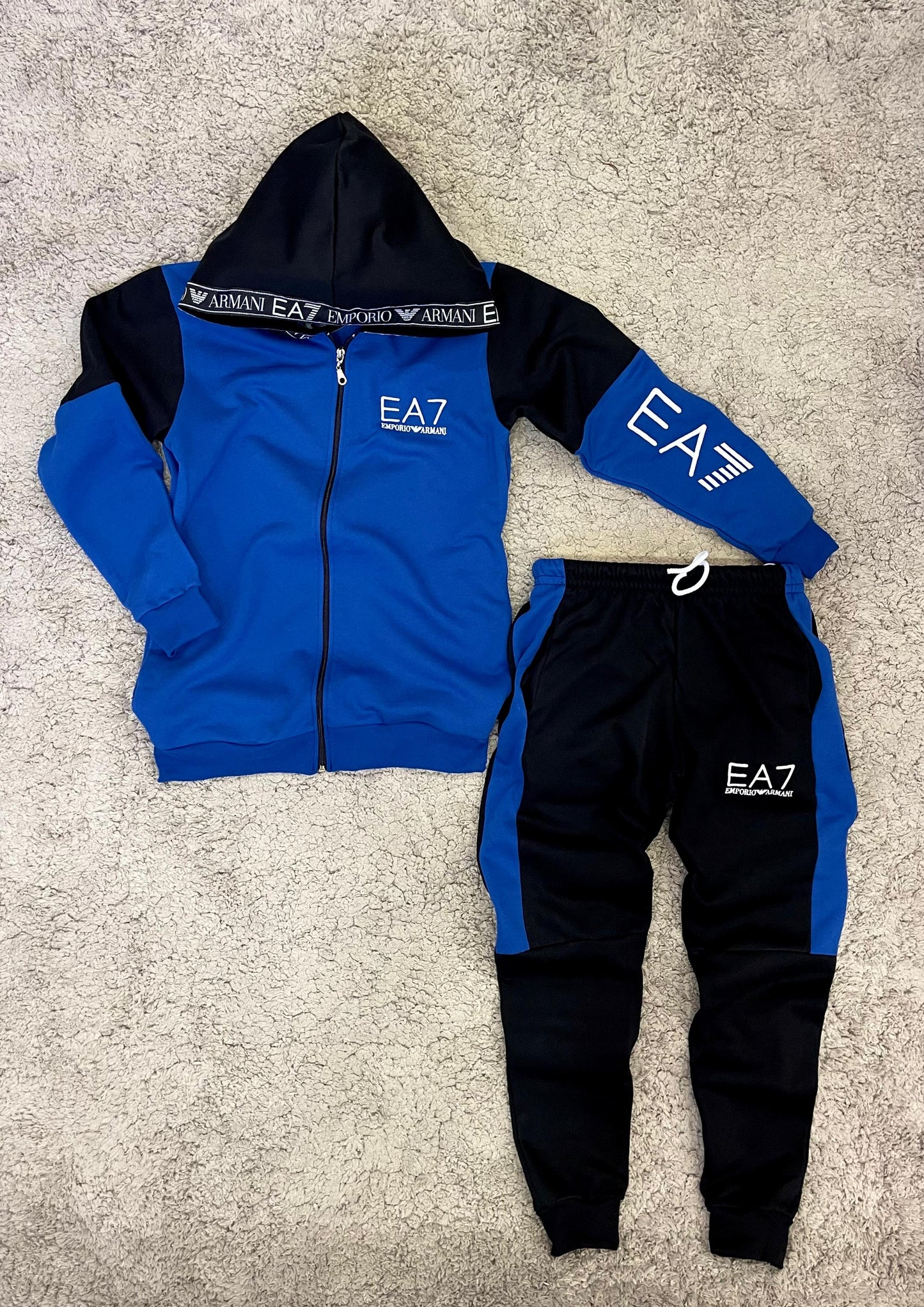 Chándal Armani azul/negro