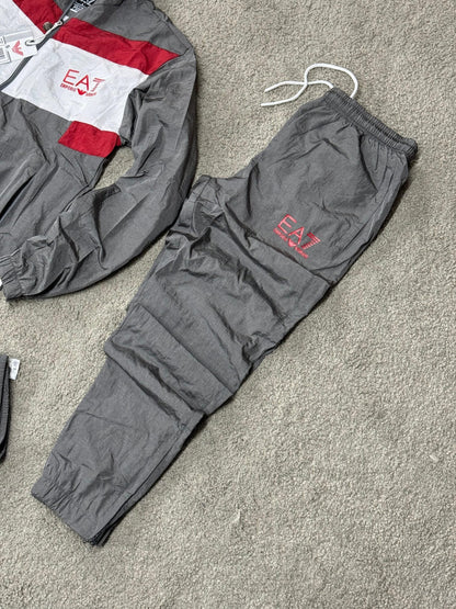 Chandal Armani (Rojo y gris oscuro) Max calidad