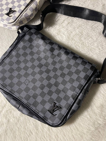 Bandolera Louis Vuitton negra