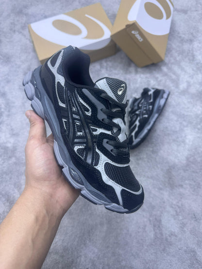 Asics GEL-NYC con negro