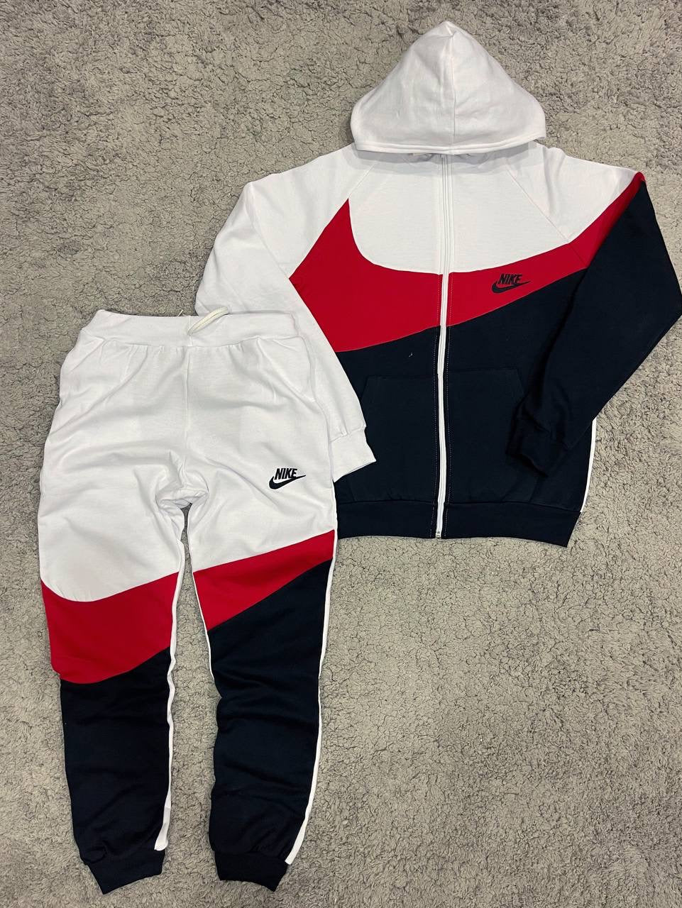 Chándal Nike “Nuevo” "Baja calidad"