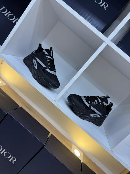 Dior b22 black