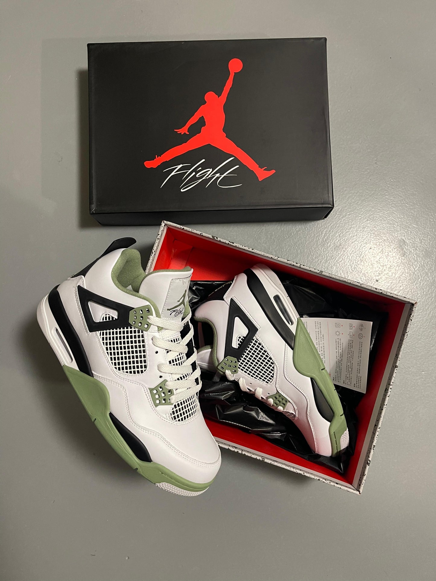 Nuevas Jordan Retro 4 “calidad”